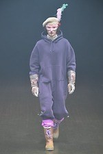 アンダーカバー(UNDERCOVER) 時計じかけのオレンジ｜写真12