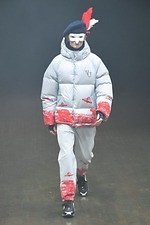 アンダーカバー(UNDERCOVER) 時計じかけのオレンジ｜写真59