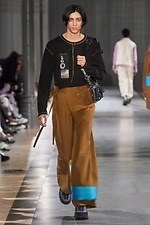 アクネ ストゥディオズ 2019年秋冬メンズコレクション - 多彩なカウンターカルチャーをミックス｜写真26
