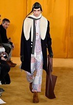 ロエベ 2019-20年秋冬コレクション、男性らしさを引き立てるクラフトマンシップ｜写真41