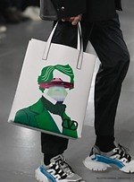 ヴァレンティノ 2019年秋冬メンズコレクション、ストリートの文脈をリュクスなテーラリングで再解釈｜写真48