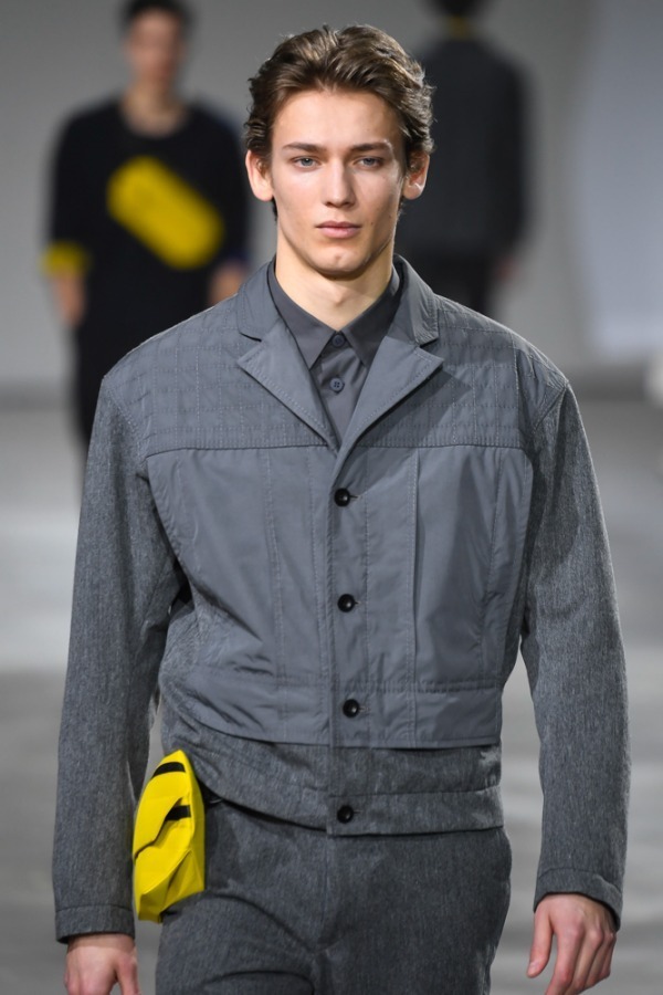 イッセイ ミヤケ メン(ISSEY MIYAKE MEN) 2019-20年秋冬メンズ イッセイ ミヤケ メン(ISSEY MIYAKE MEN) 2019-20年秋冬メンズ