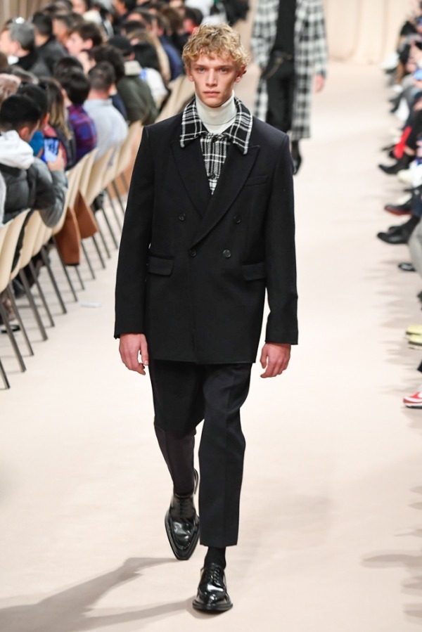 アミ 2019-20年秋冬<span>コレクション</span> - 写真32