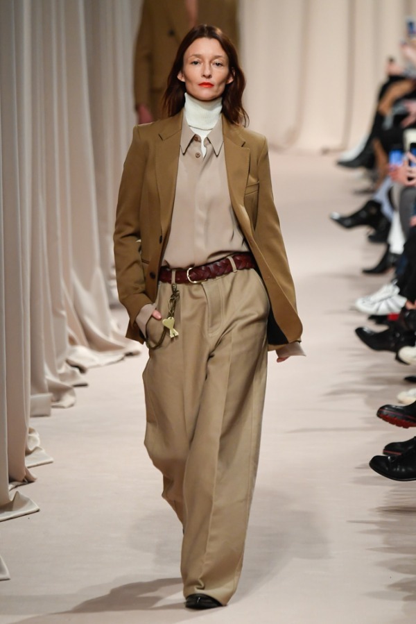 アミ パリス 2019-20年秋冬<span>コレクション</span> - 写真1