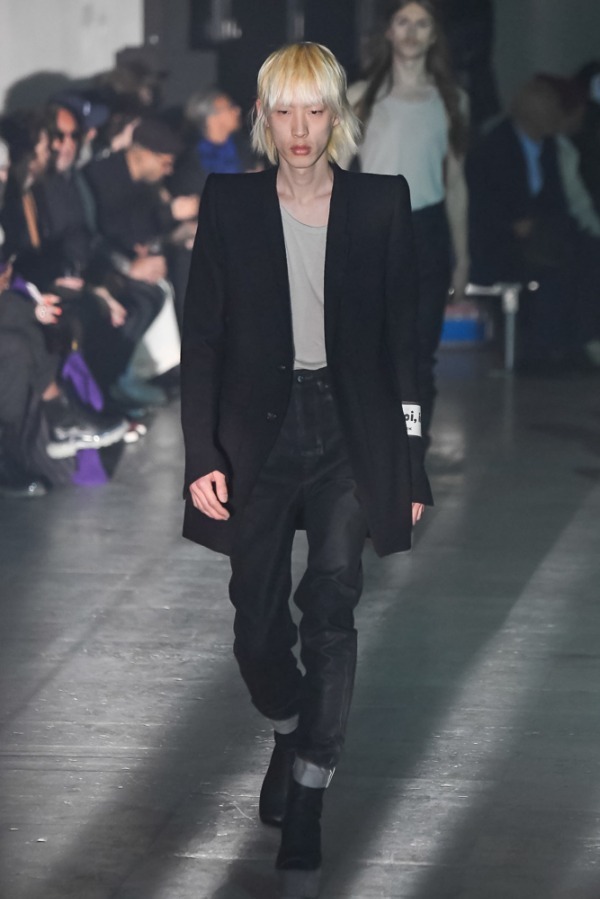 リック・オウエンス(Rick Owens) 2019-20年秋冬メンズコレクション シルエット - 写真4