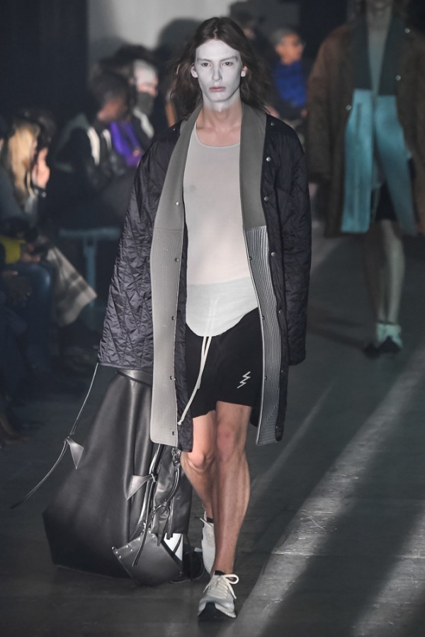 リック・オウエンス(Rick Owens) 2019-20年秋冬メンズコレクション シルエット - 写真6