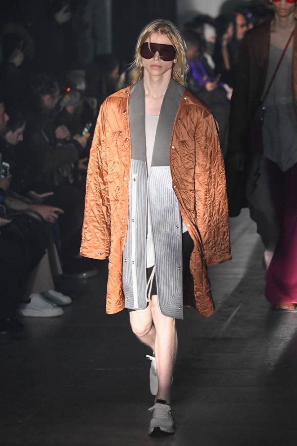 リック・オウエンス(Rick Owens) 2019-20年秋冬メンズコレクション シルエット - 写真7