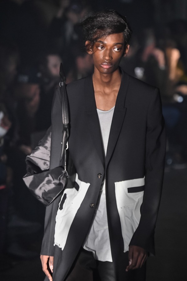 リック・オウエンス(Rick Owens) 2019-20年秋冬メンズコレクション  - 写真44