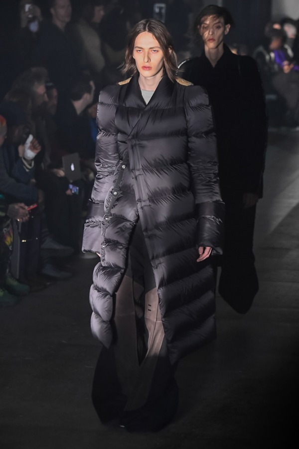 リック・オウエンス(Rick Owens) 2019-20年秋冬メンズコレクション  - 写真53