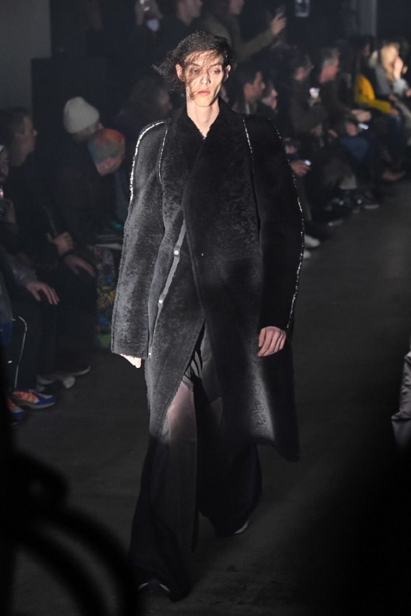 リック・オウエンス(Rick Owens) 2019-20年秋冬メンズコレクション シルエット - 写真39