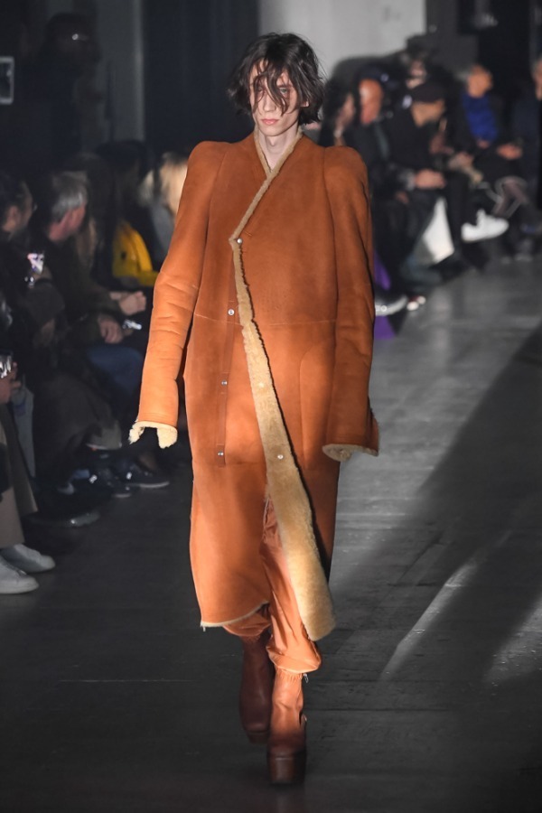 リック・オウエンス(Rick Owens) 2019-20年秋冬メンズコレクション シルエット - 写真41