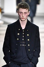 ヨウジヤマモト 2019年秋冬メンズコレクション - 繊細な描写を黒にのせて、脆く果敢ないエレガンス｜写真71