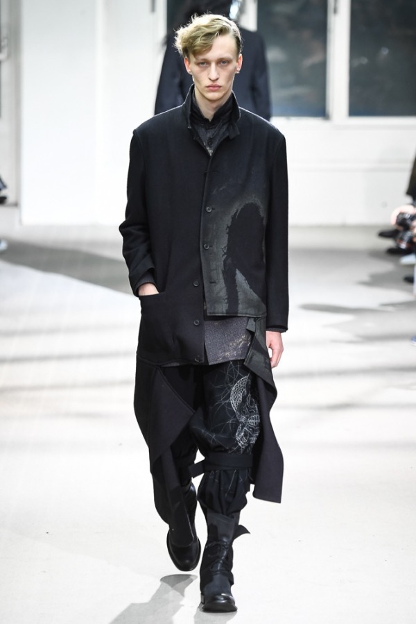 ヨウジヤマモト(Yohji Yamamoto) 2019-20年秋冬メンズコレクション  - 写真11