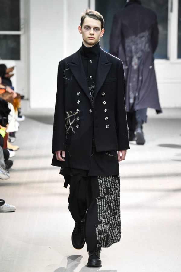 ヨウジヤマモト(Yohji Yamamoto) 2019-20年秋冬メンズコレクション シルエット - 写真12