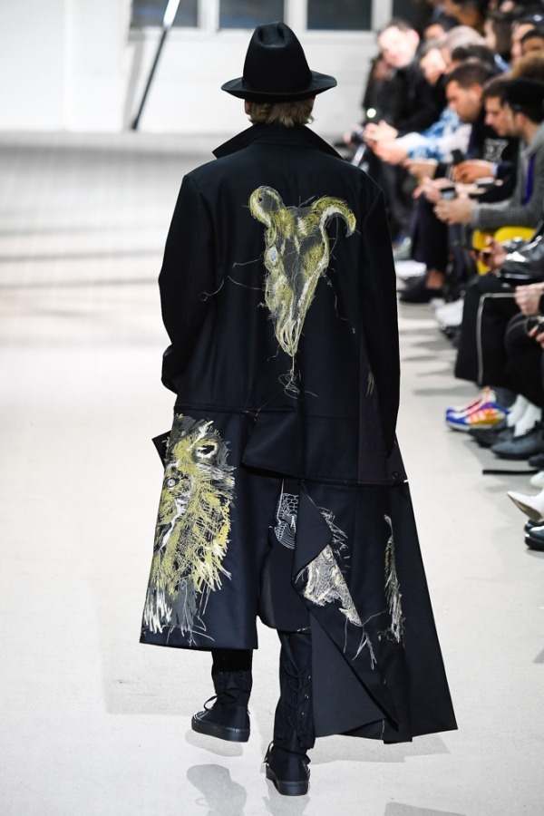 ヨウジヤマモト(Yohji Yamamoto) 2019-20年秋冬メンズコレクション  - 写真38