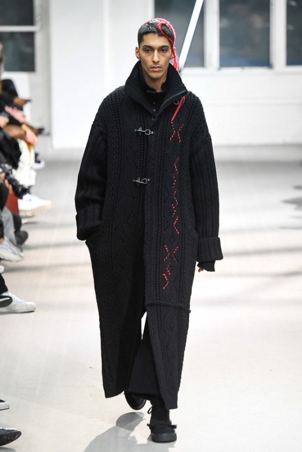 ヨウジヤマモト(Yohji Yamamoto) 2019-20年秋冬メンズコレクション シルエット - 写真22