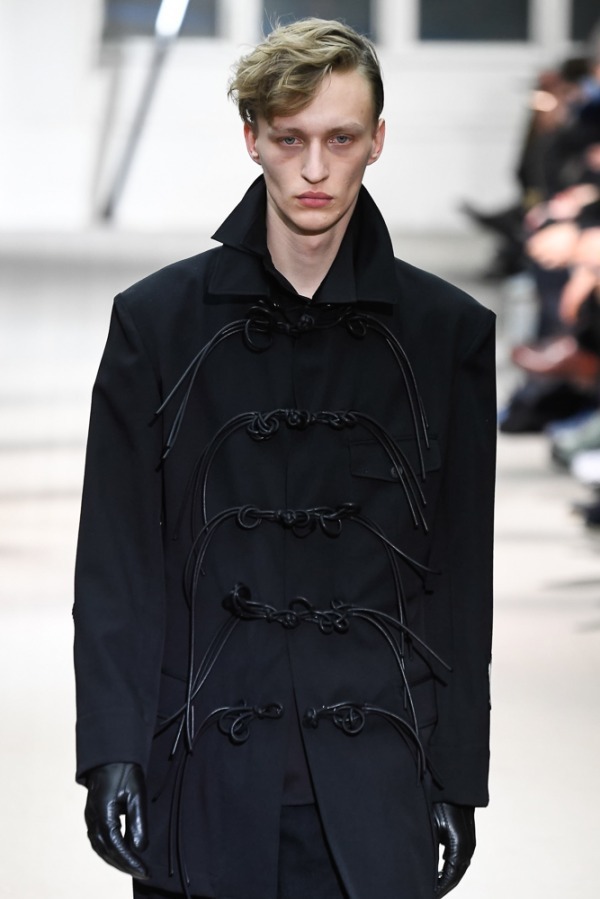 ヨウジヤマモト(Yohji Yamamoto) 2019-20年秋冬メンズコレクション  - 写真52