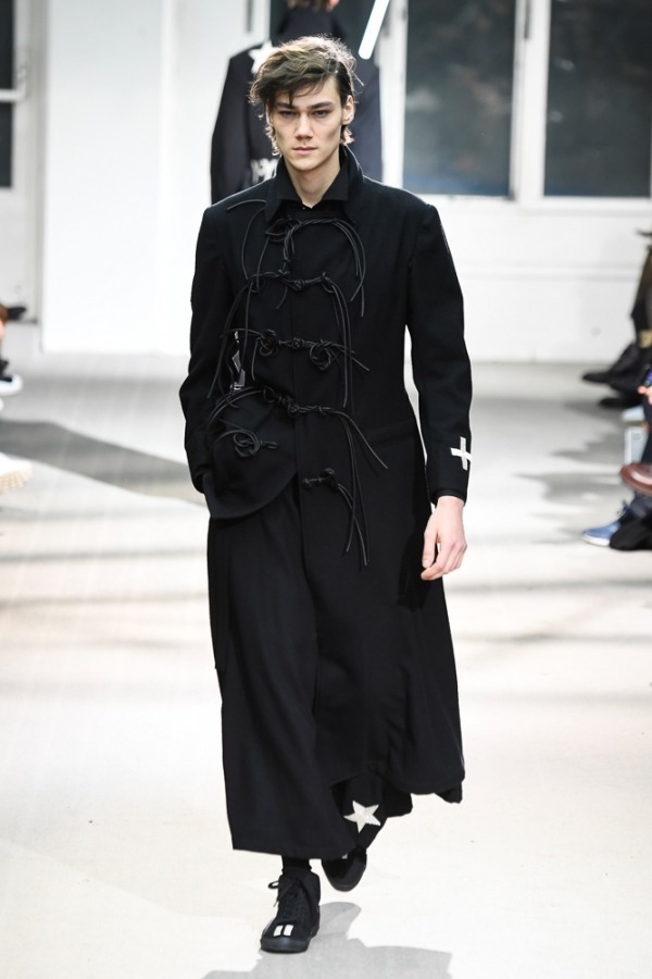 ヨウジヤマモト(Yohji Yamamoto) 2019-20年秋冬メンズコレクション  - 写真54