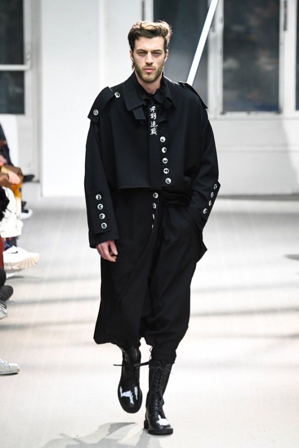 ヨウジヤマモト(Yohji Yamamoto) 2019-20年秋冬メンズコレクション  - 写真61