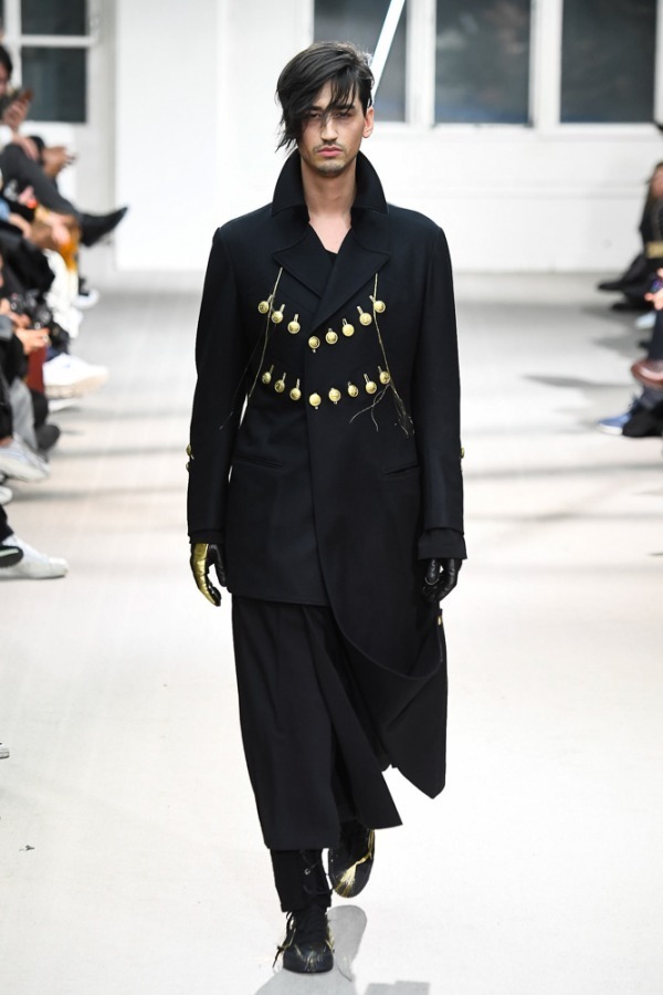 ヨウジヤマモト(Yohji Yamamoto) 2019-20年秋冬メンズコレクション シルエット - 写真29