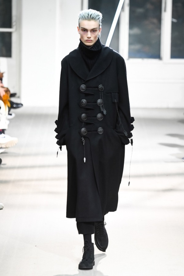 ヨウジヤマモト(Yohji Yamamoto) 2019-20年秋冬メンズコレクション  - 写真76