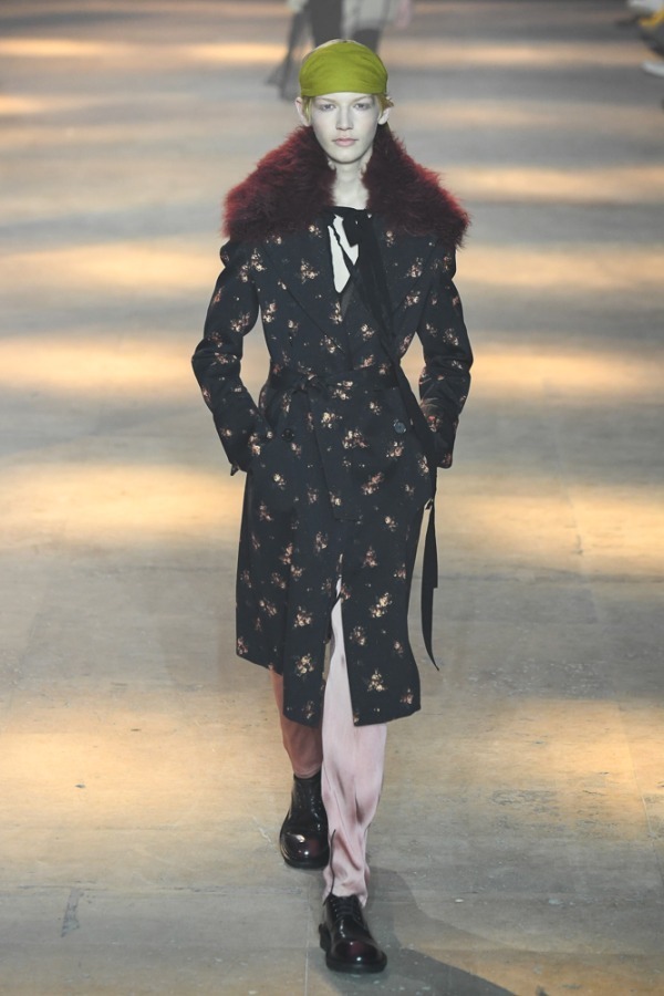 アン ドゥムルメステール(ANN DEMEULEMEESTER) 2019-20年秋冬メンズコレクション  - 写真22