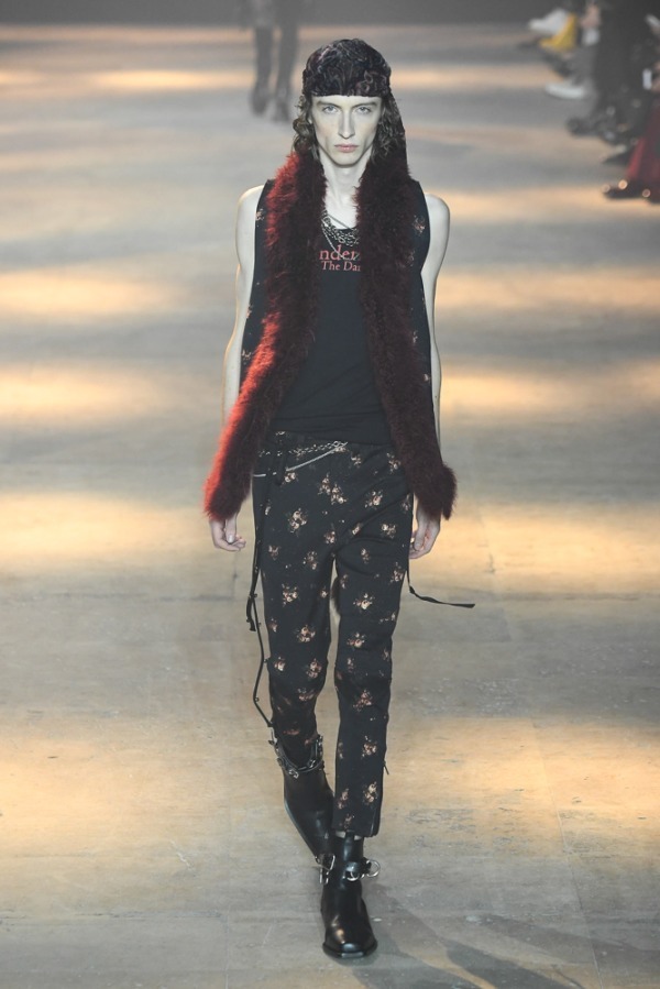 アン ドゥムルメステール(ANN DEMEULEMEESTER) 2019-20年秋冬