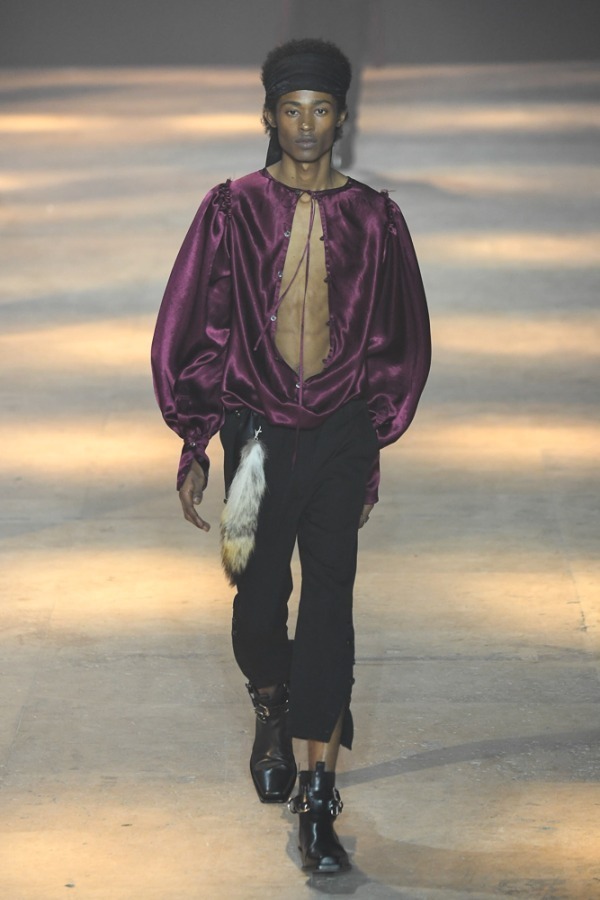 アン ドゥムルメステール(ANN DEMEULEMEESTER) 2019-20年秋冬 アン ドゥムルメステール(ANN DEMEULEMEESTER) 2019-20年秋冬