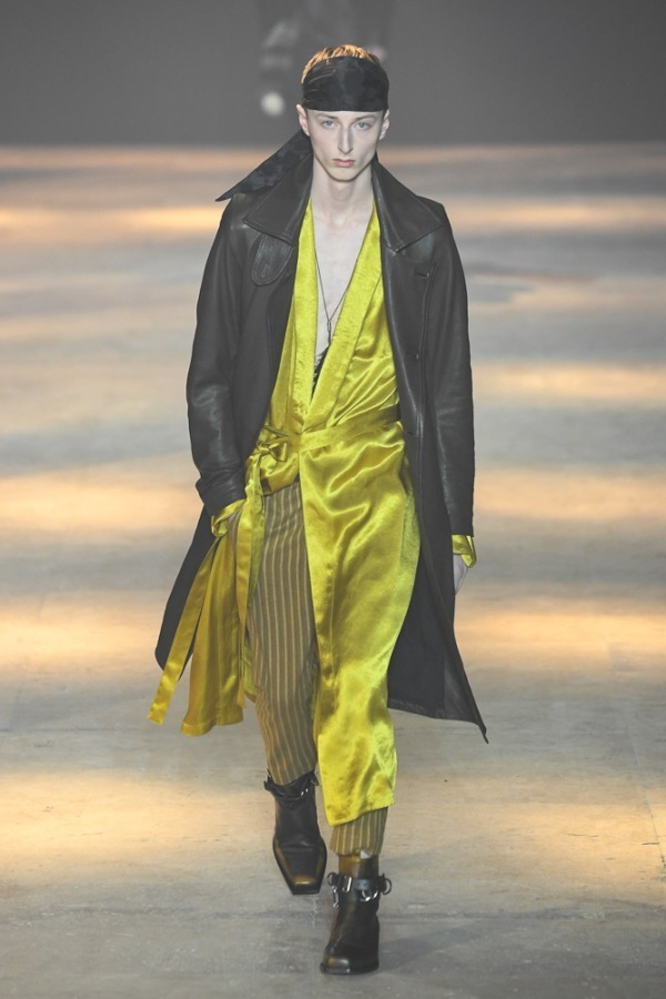 アン ドゥムルメステール(ANN DEMEULEMEESTER) 2019-20年秋冬メンズコレクション  - 写真66