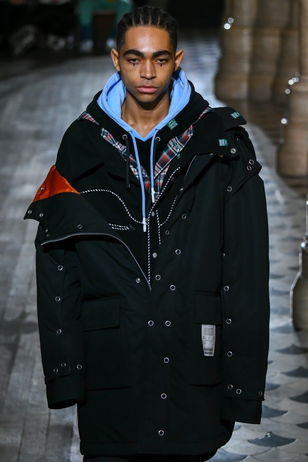 メゾン ミハラヤスヒロ 2019年秋冬コレクション - “楽しい洋服”は自由