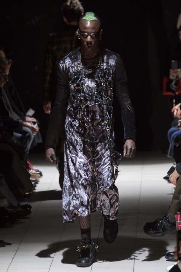 コム デ ギャルソン・オム プリュス 2019-20年秋冬｜male ドレス