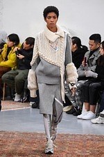 sacai 2019年プレフォールコレクション、“メルティングポット”の概念をハイブリッドで表現｜写真7