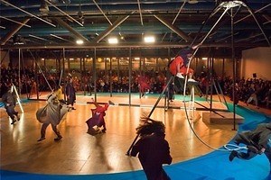 オム プリッセ イッセイ ミヤケ 2019-20年秋冬コレクション - 走って、遊んで、飛び跳ねる｜写真3