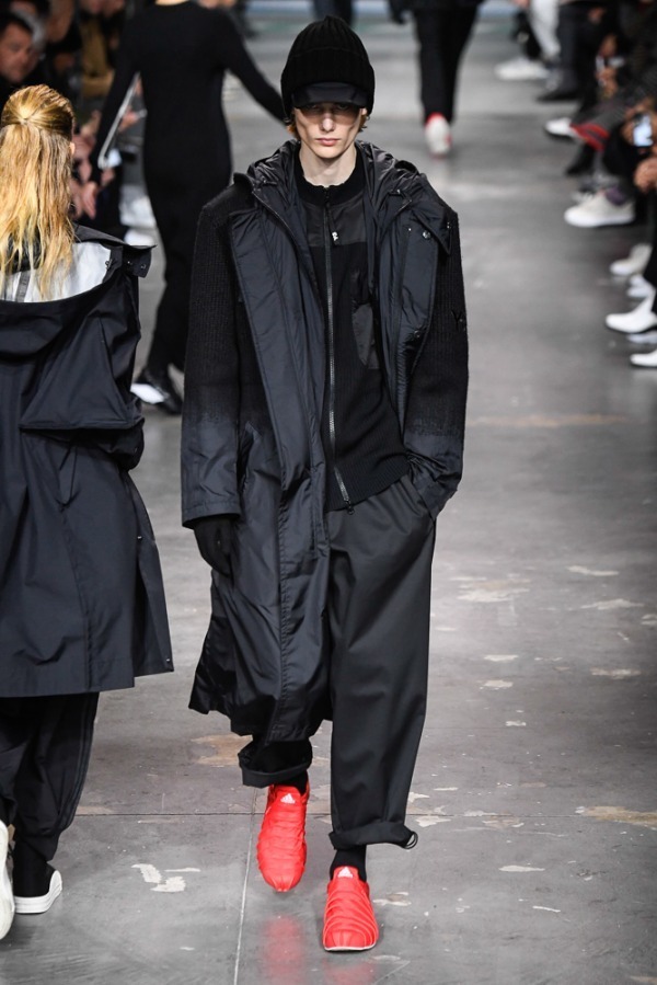 ワイスリー(Y-3) 2019-20年秋冬メンズコレクション シルエット - 写真4