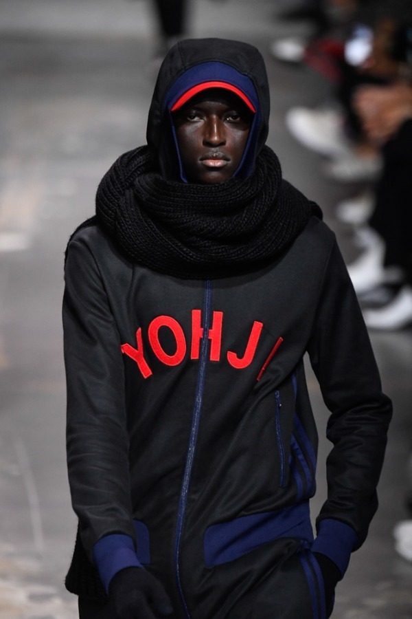 ワイスリー(Y-3) 2019-20年秋冬メンズコレクション  - 写真18