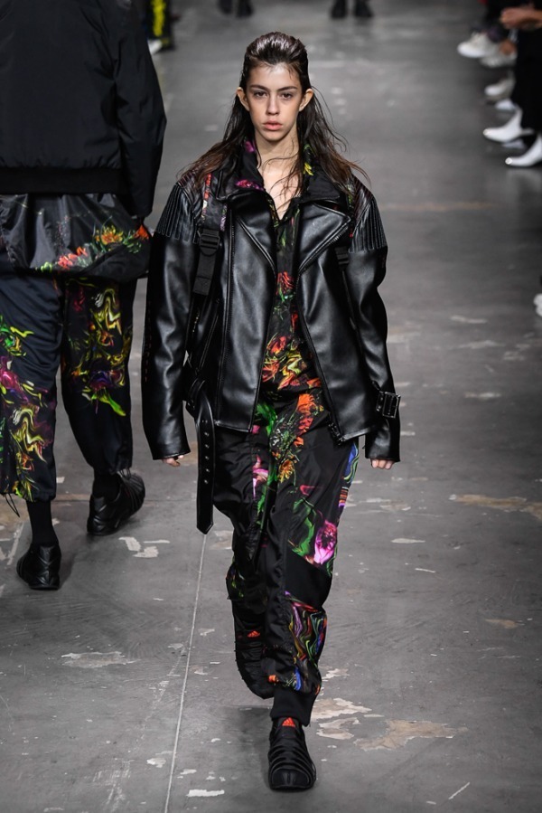 ワイスリー(Y-3) 2019-20年秋冬ウィメンズコレクション  - 写真37