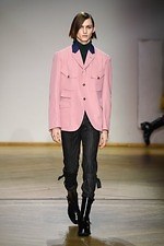 ポール・スミス 2019年秋冬メンズコレクション、テーラードに映し出される異なる表情｜写真4