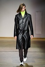 ポール・スミス 2019年秋冬メンズコレクション、テーラードに映し出される異なる表情｜写真8