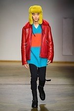 ポール・スミス 2019年秋冬メンズコレクション、テーラードに映し出される異なる表情｜写真24