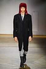 ポール・スミス 2019年秋冬メンズコレクション、テーラードに映し出される異なる表情｜写真34