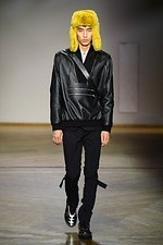 ポール・スミス 2019年秋冬メンズコレクション、テーラードに映し出される異なる表情｜写真40