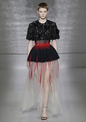ジバンシィ オートクチュール(Givenchy Haute Couture) 2019年春夏ウィメンズコレクション  - 写真37