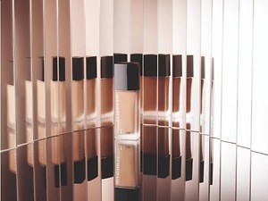 ディオール史上最高のリキッドファンデーション - 24時間キレイが続く 