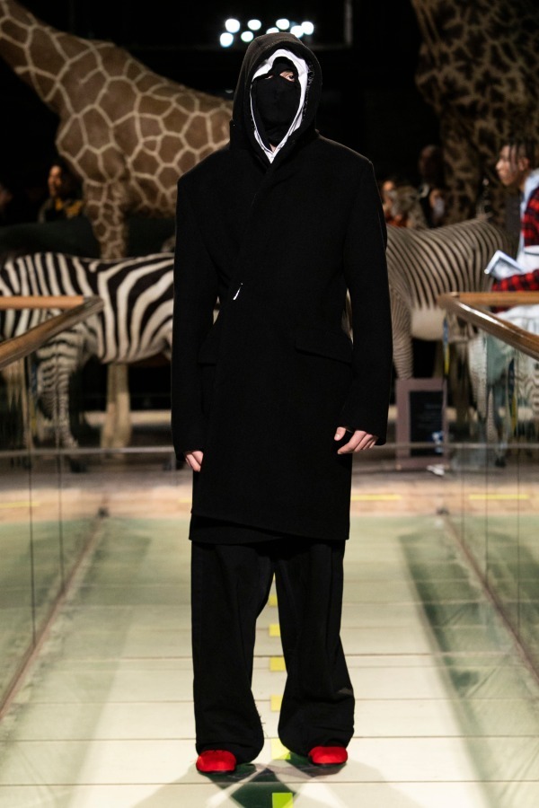 ヴェトモン(VETEMENTS) 2019-20年秋冬メンズコレクション  - 写真18
