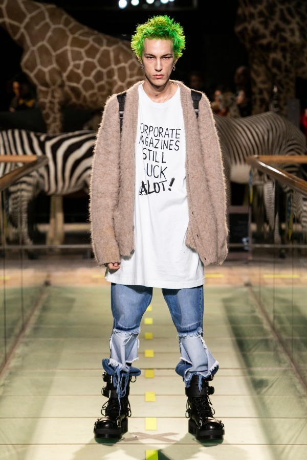 ヴェトモン(VETEMENTS) 2019-20年秋冬メンズコレクション  - 写真21