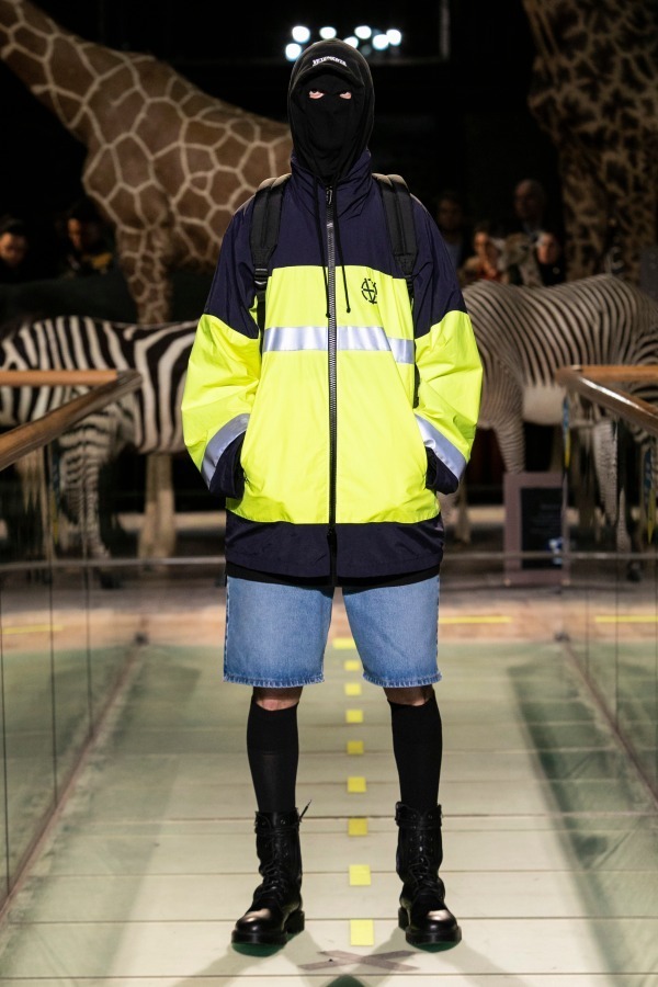 ヴェトモン(VETEMENTS) 2019-20年秋冬メンズコレクション  - 写真33
