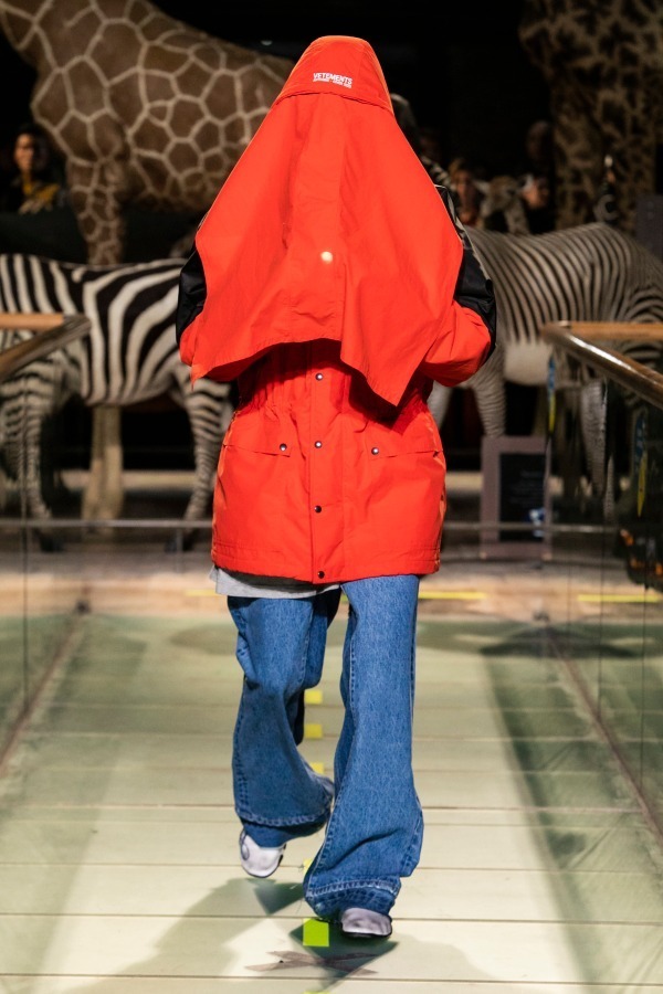ヴェトモン(VETEMENTS) 2019-20年秋冬メンズコレクション  - 写真35