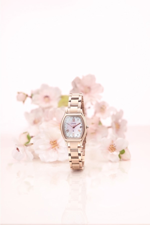 「桜」ジュエリー＆腕時計、春コーデにぴったり！桜モチーフの限定アクセサリーを紹介｜写真9
