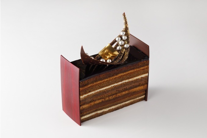 ホテルニューオータニのバレンタイン、"宝石箱"ボンボンショコラ＆スーパーチョコレートショートケーキ｜写真4