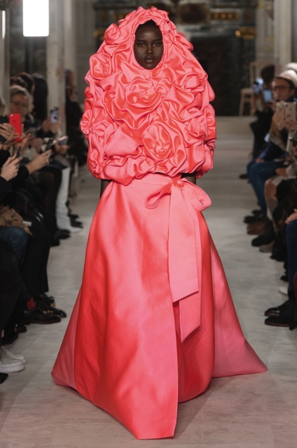 ヴァレンティノ オートクチュール(VALENTINO Haute Couture ) 2019年春夏ウィメンズコレクション  - 写真1